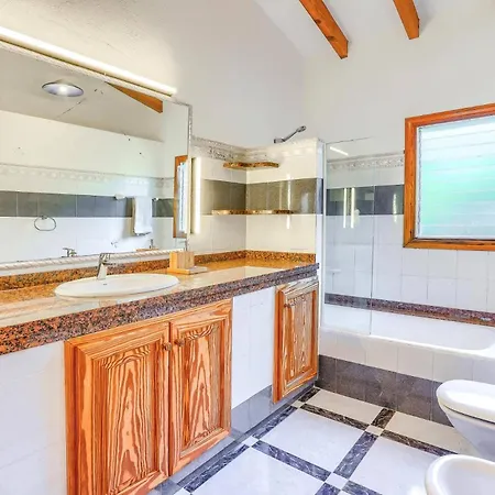 Carmen Ii By Villa *